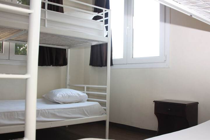 Room 17 of 48