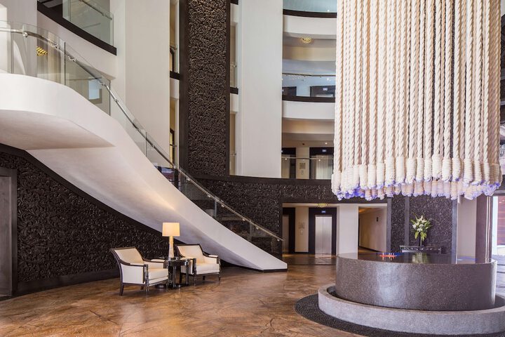 Hotel Interior 4 of 140