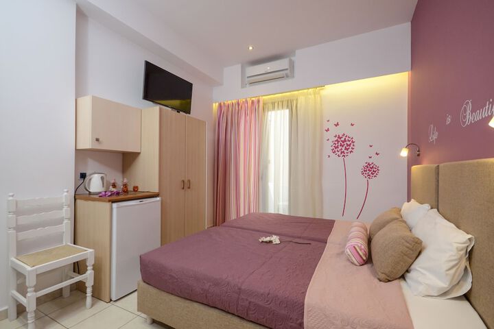 Room 26 of 68