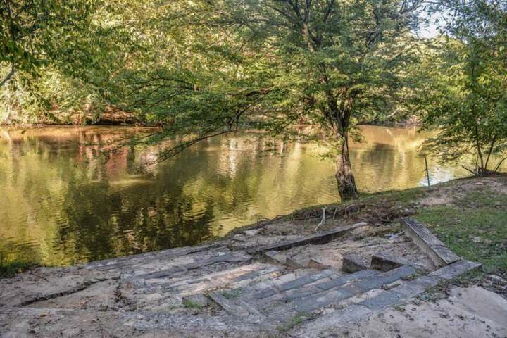 Property Grounds 9 of 10