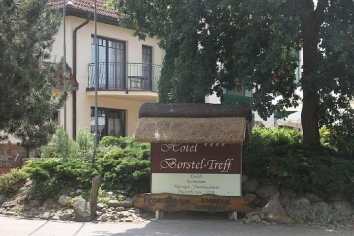 Hotel 64 of 70