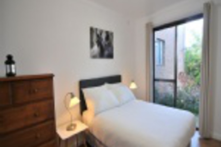 Room 73 of 693