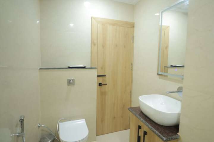 Room 90 of 103