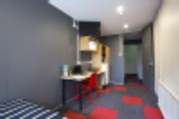 Room 183 of 288