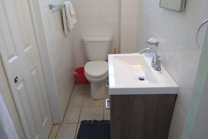 Classic Single Room (9 of 11)