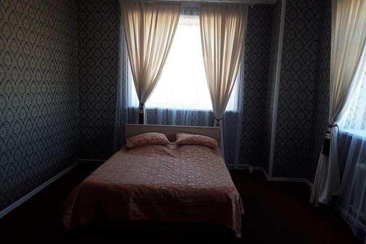 Room 12 of 41