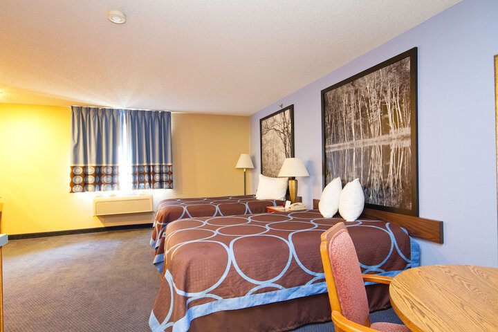 Room 6 of 36