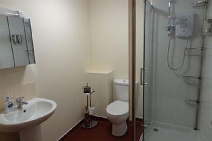 Room 3 of 9