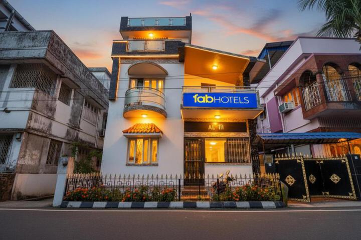 FabHotel Shivalya