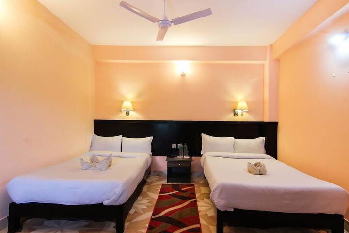 Room 4 of 10