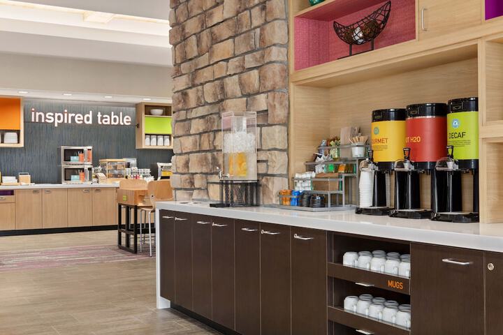 Breakfast buffet