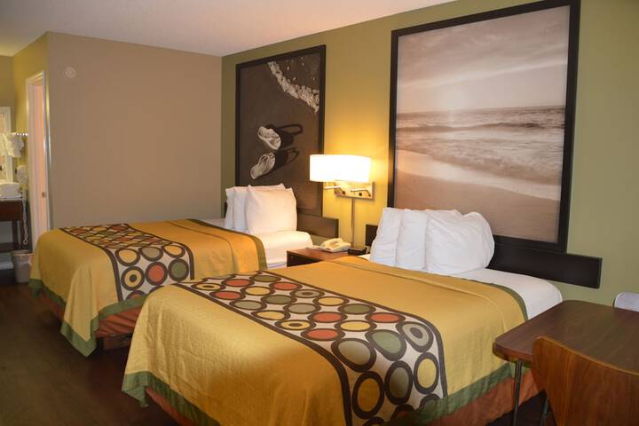 2 Double Beds (1 of 9)