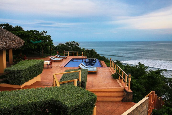 Sundeck 115 of 131