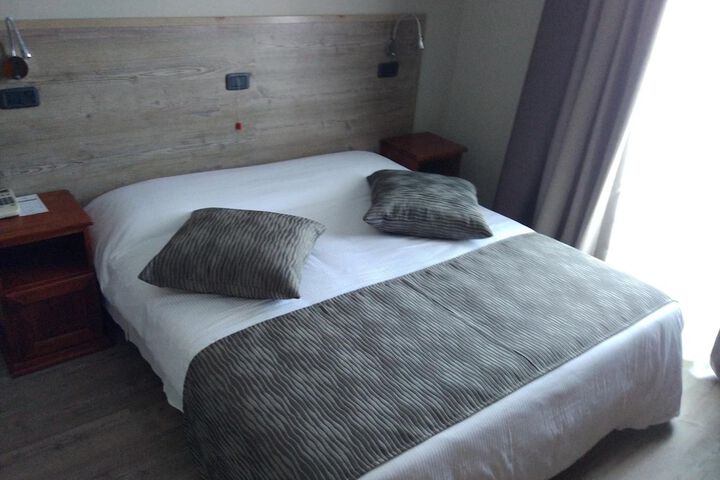 Room 7 of 41