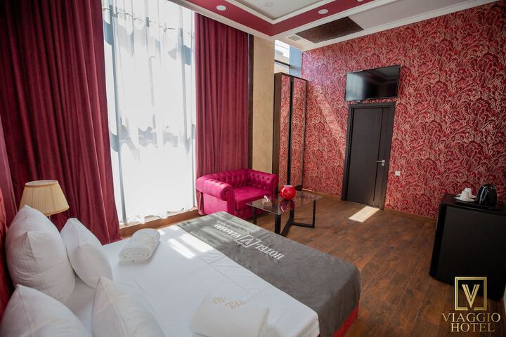 Room 33 of 75