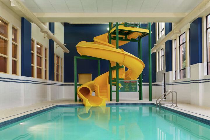 Pools & Facilities