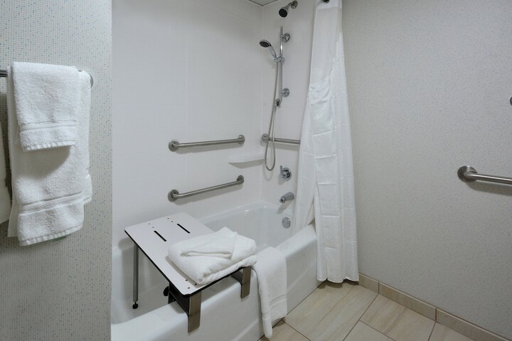 Room 18 of 42