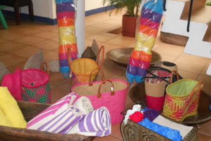Gift Shop 18 of 72