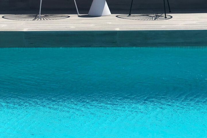 Pool 16 of 28