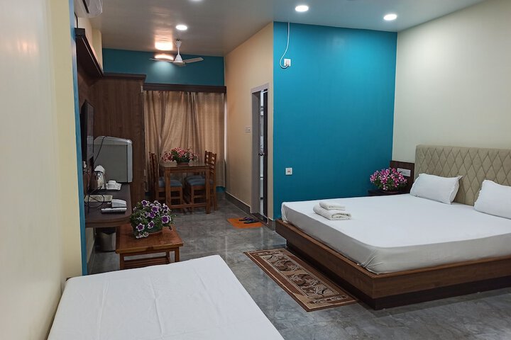 Room 10 of 40