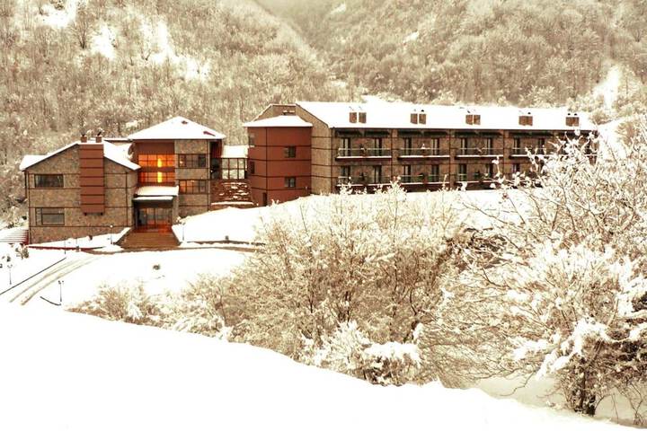 Hotel 3 of 34