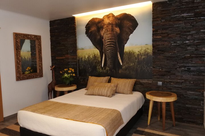 Room 4 of 55