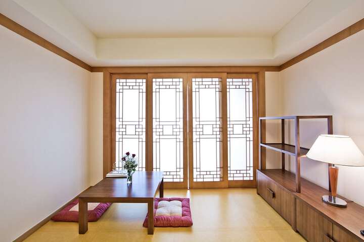 Room 27 of 79