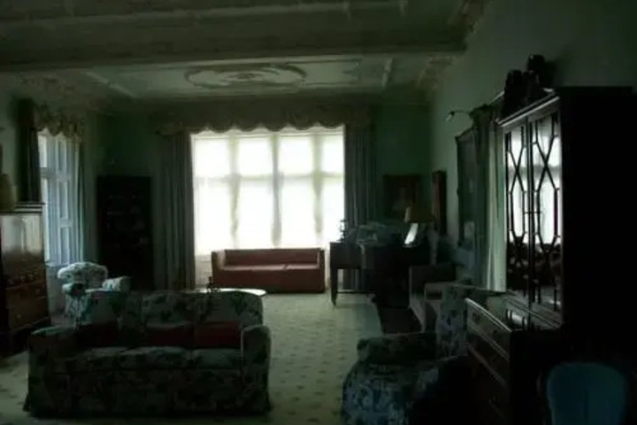 LOUGHBROW HOUSE