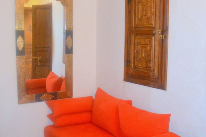 Room 43 of 107