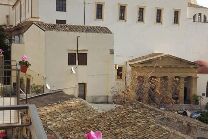 General 32 of 32