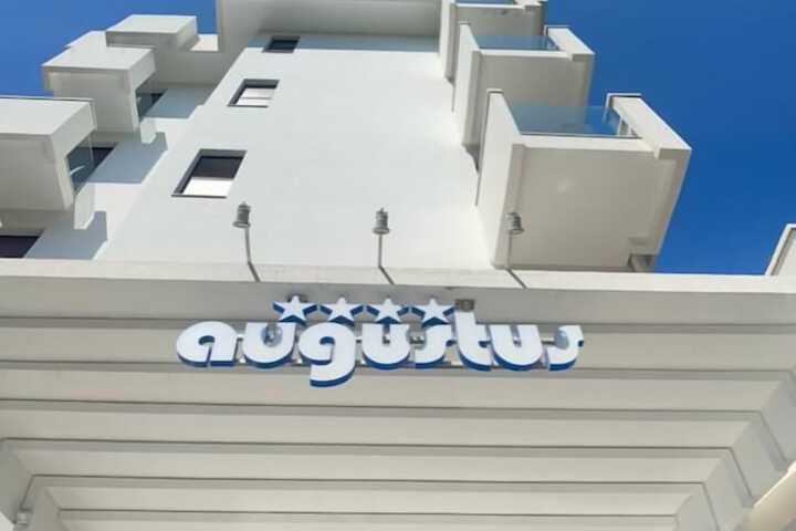 Hotel 41 of 49