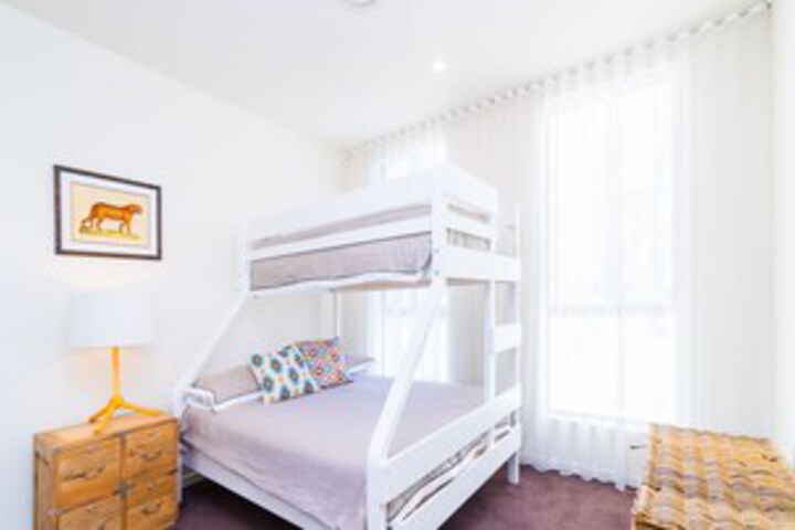 Room 42 of 46