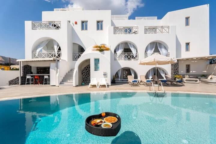 La Bellezza Eco Boutique Hotel in Santorini