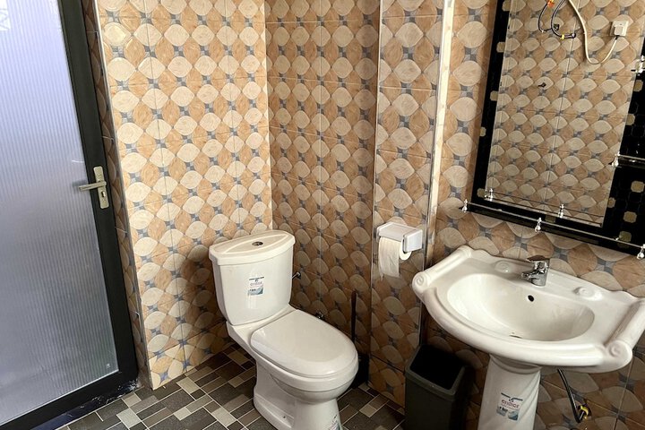 Room 30 of 60