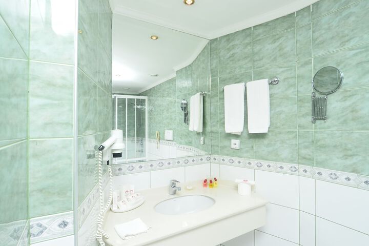 Clean Restrooms