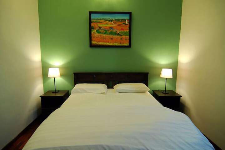Room 7 of 27