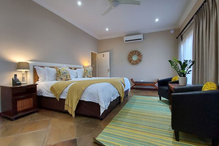 Room 6 of 30