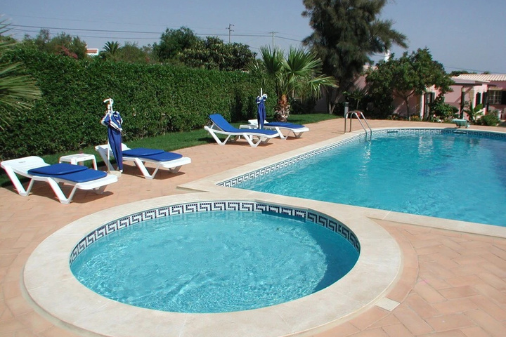 Pool 6 of 11