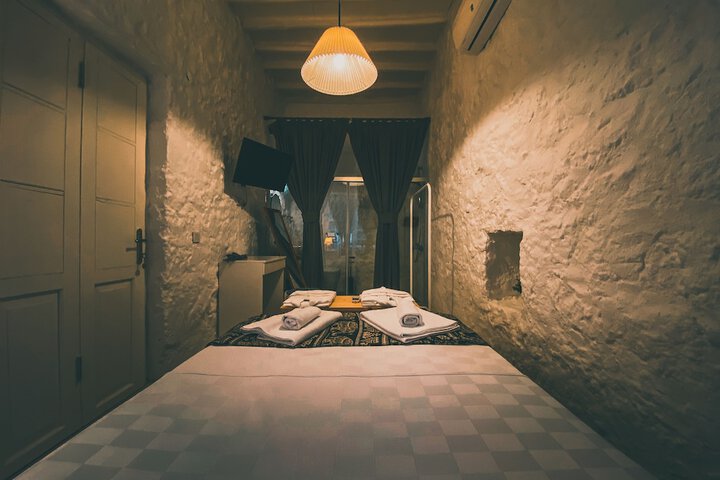 Room 14 of 79