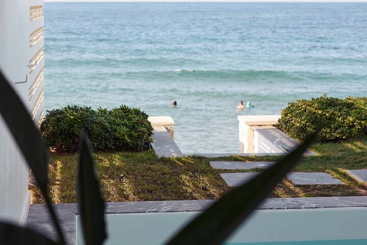 Pool 73 of 159