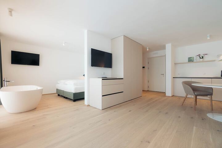 Room 12 of 59