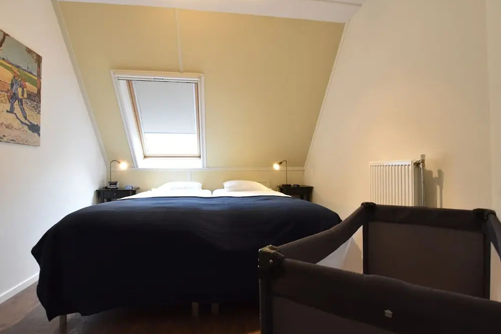 Room 3 of 15