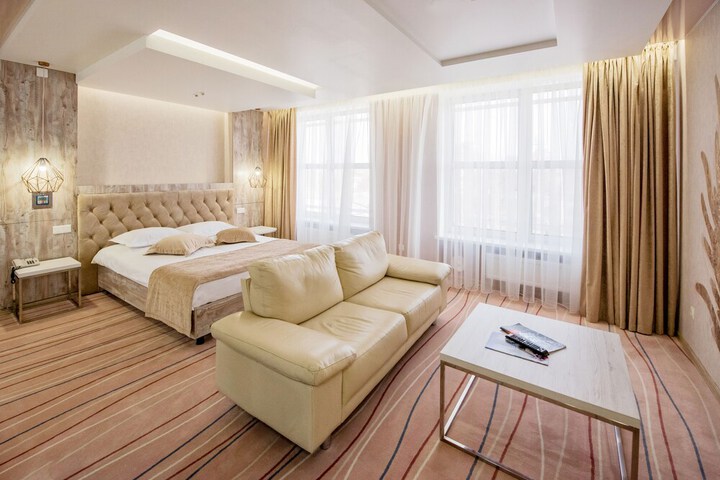 Room 13 of 34