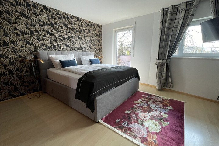 Room 4 of 19