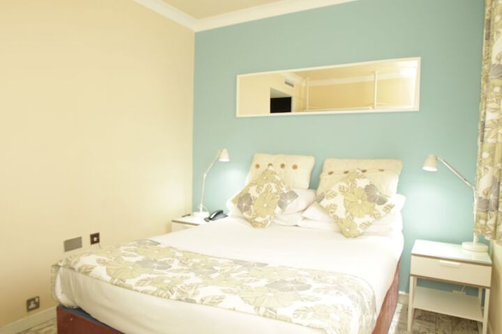 Room 29 of 105