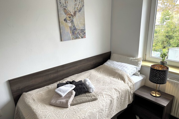 Room 12 of 45