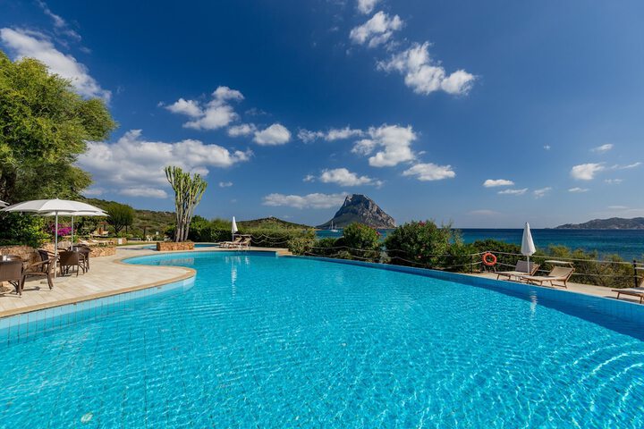 Pool Hotel