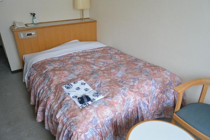 Room 16 of 49