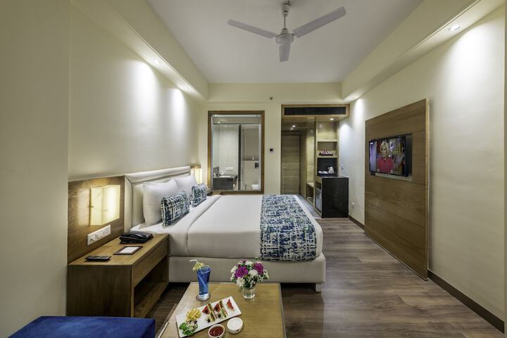 Room 5 of 21