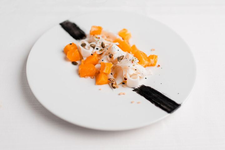 Dining 65 of 97